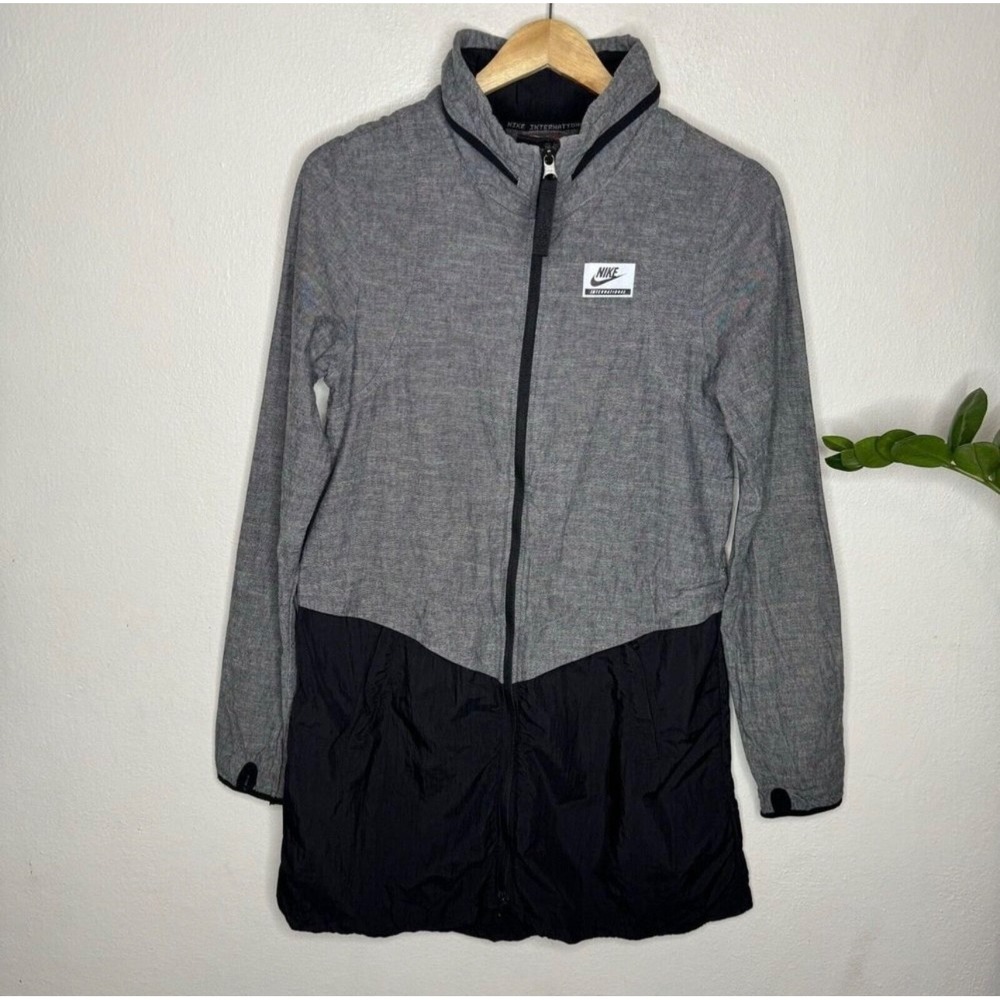 Nike International Women's XS Full Zip Parka Gray Black Athleisure Jacket Coat
